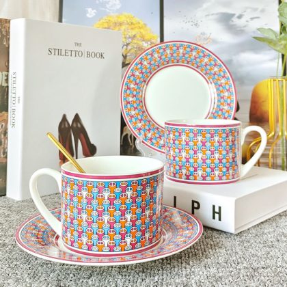 Set of Elegant Pig Nose Ceramic Coffee Cups